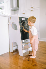 Charger l'image dans la galerie, petit apprenti tour d'apprentissage learning tower tour d’observation fabriquée au québec made in canada