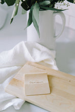 Charger l'image dans la galerie, petit apprenti wooden knife for kids children cutting knife toddler kitchen knife and cutting board couteau pour enfants