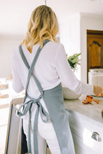 Charger l'image dans la galerie, petit apprenti slate gray modern adult mom apron tablier maman gris ardoise