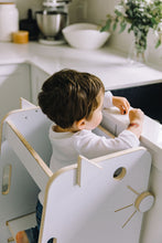 Charger l'image dans la galerie, petit apprenti tour d'apprentissage learning tower tour d’observation fabriquée au québec made in canada