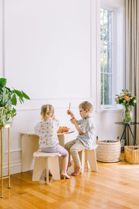 Ensemble demi-table et tabourets pour enfants kids half play table set with stools petit apprenti