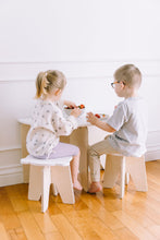 Charger l&#39;image dans la galerie, Ensemble demi-table et tabourets pour enfants kids half play table set with stools petit apprenti

