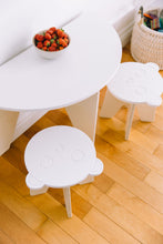 Charger l&#39;image dans la galerie, Ensemble demi-table et tabourets pour enfants kids half play table set with stools petit apprenti

