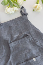 Load image into Gallery viewer, tablier personnalisable broderie, embroidered apron
